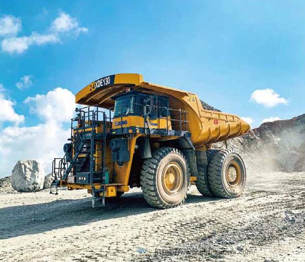 XDE130双桥刚性矿车