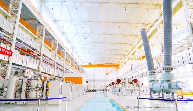 自行研制的420kV...