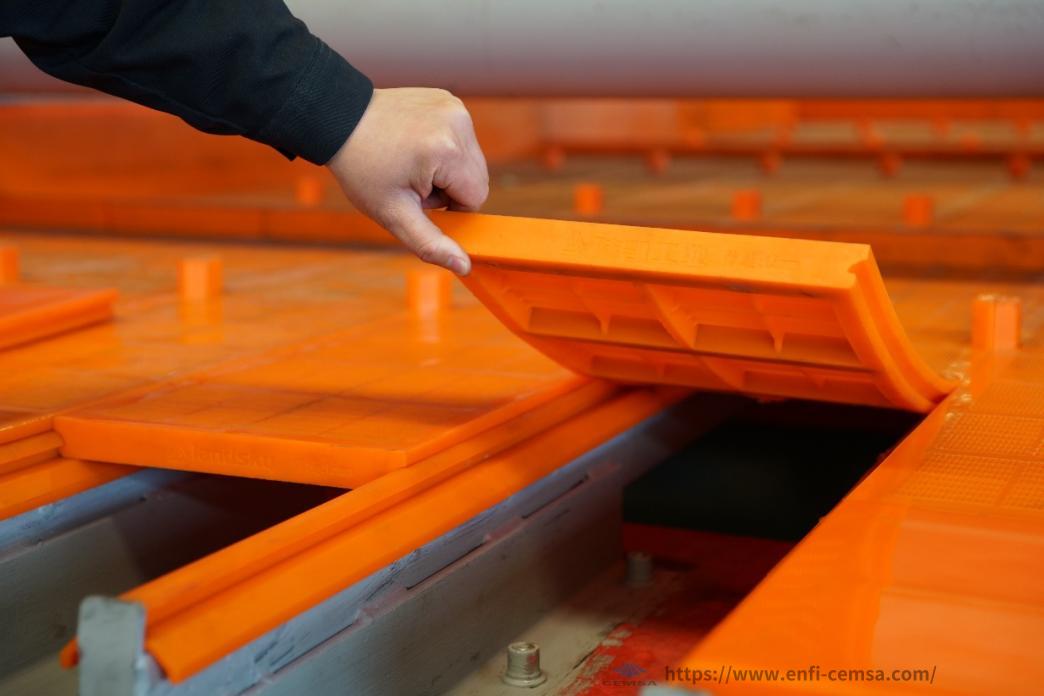 振动筛备件-振动筛筛板