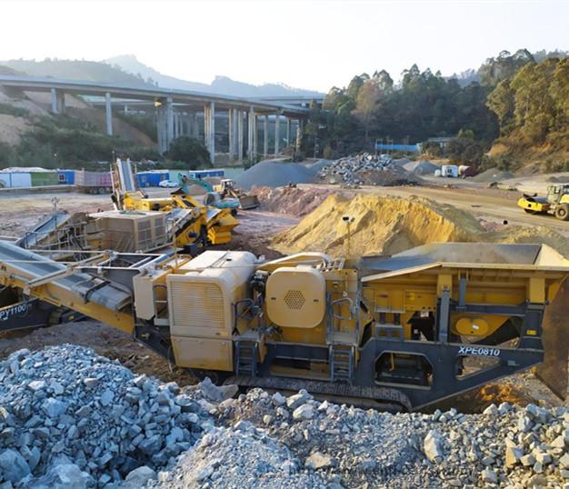 移动颚式破碎站