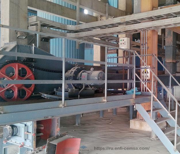 Износостойкий погружной скребковый конвейер серии MSM